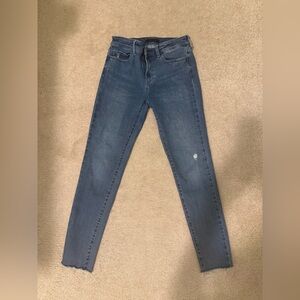 Uniqlo Women's Blue Skinny Jeans